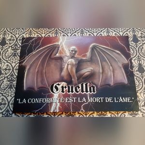 Vintage - Cruella Store Postcard